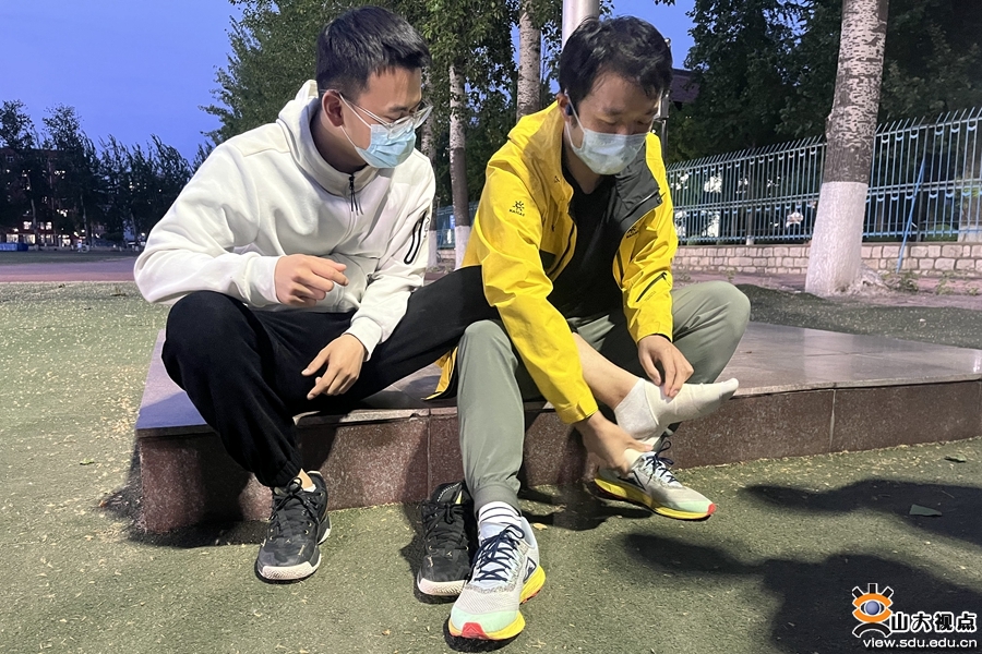 83FB6
